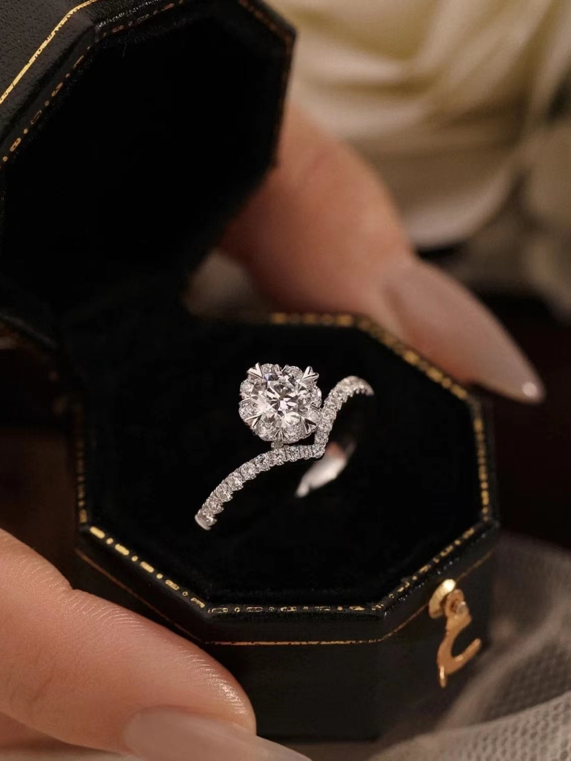 BAGUE MOISSANITE LUISANT