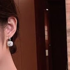 DIANE MOISSANITE EARRINGS