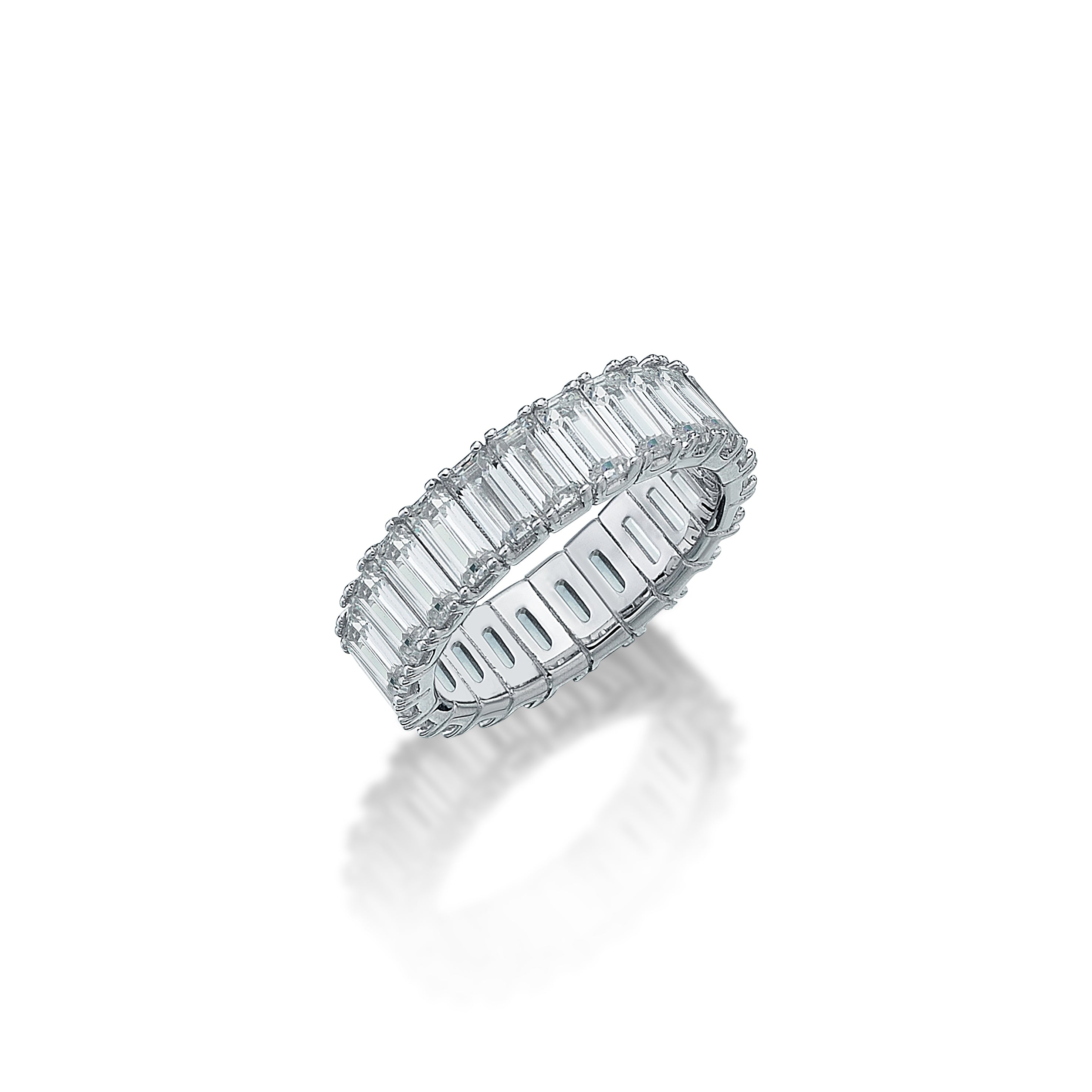 AURETTE SHINE MOISSANITE RING