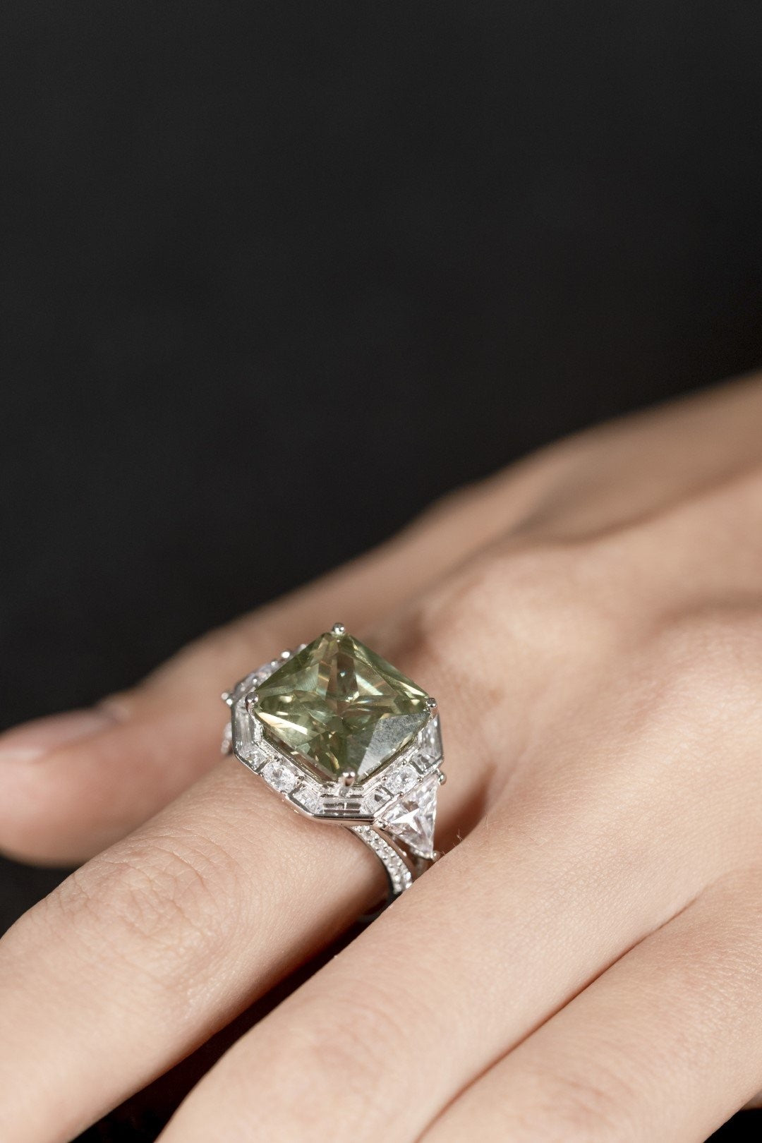 DENEUVE RING