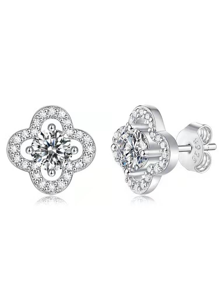 CLOVER MOISSANITE STUD EARRINGS