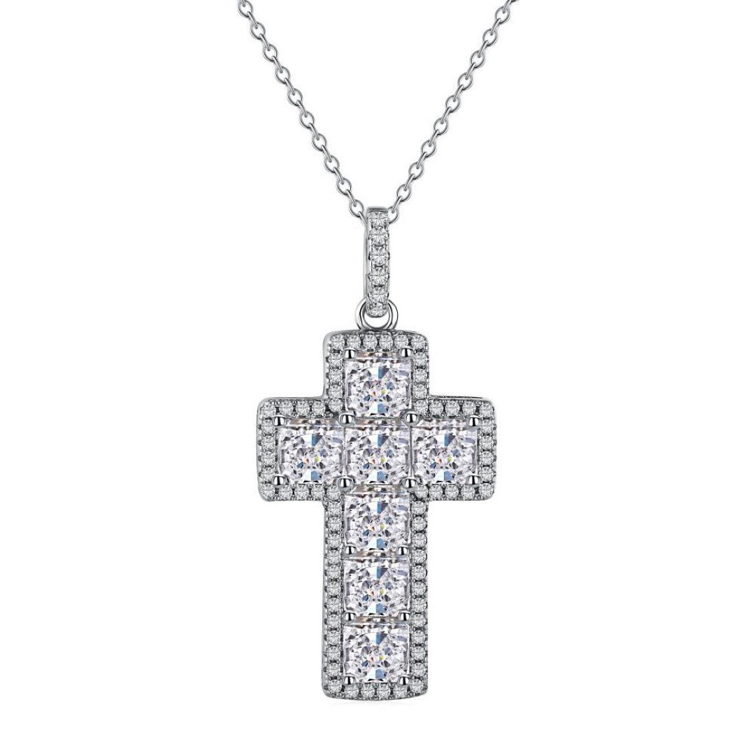 LONDON CROSS NECKLACE