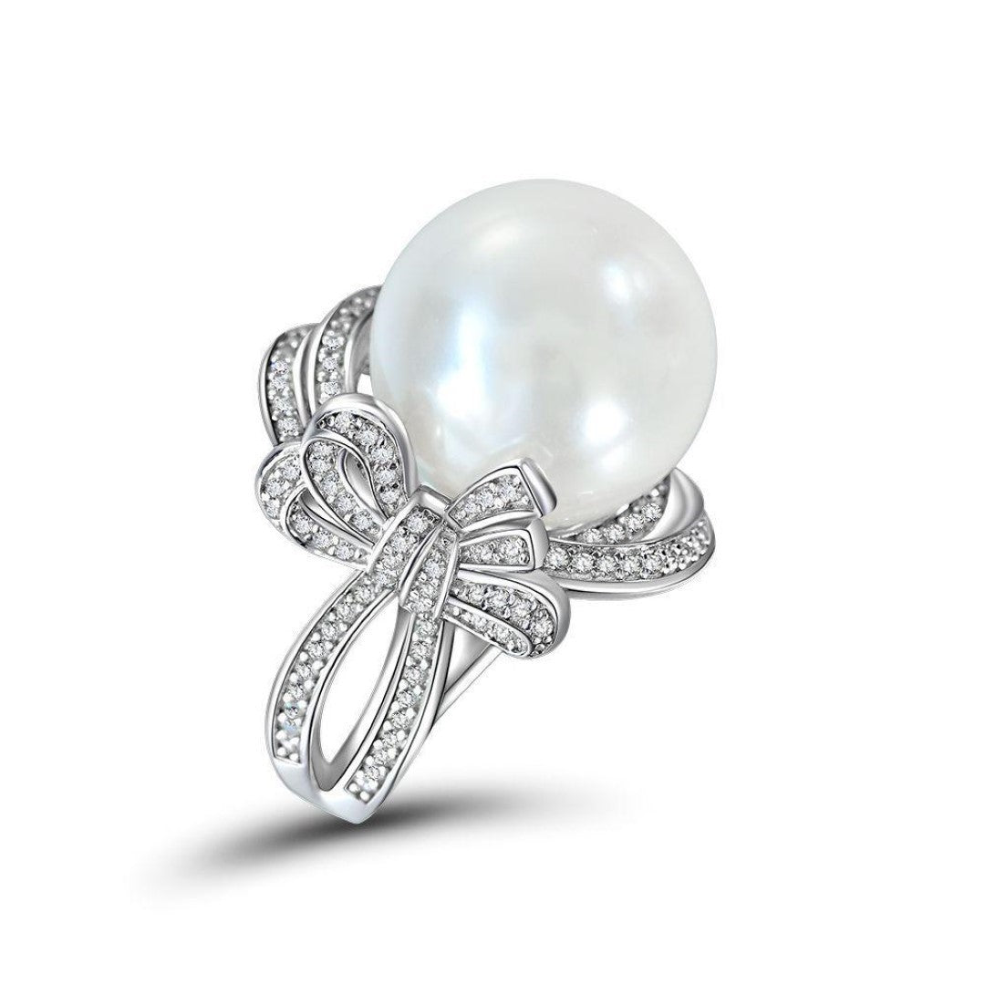 BELLE DE JOUR PEARL RING