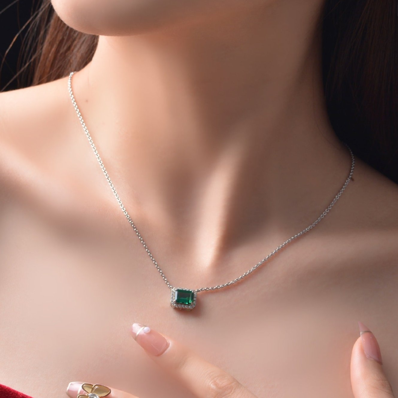 COLLIER ORCHIDÉE VERTE