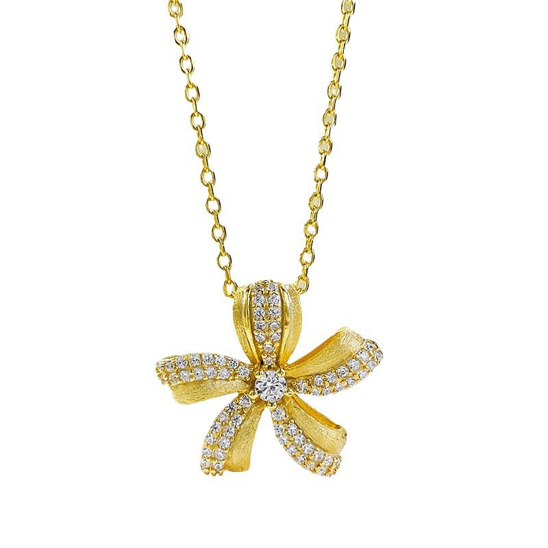 COLLIER CLIVIA